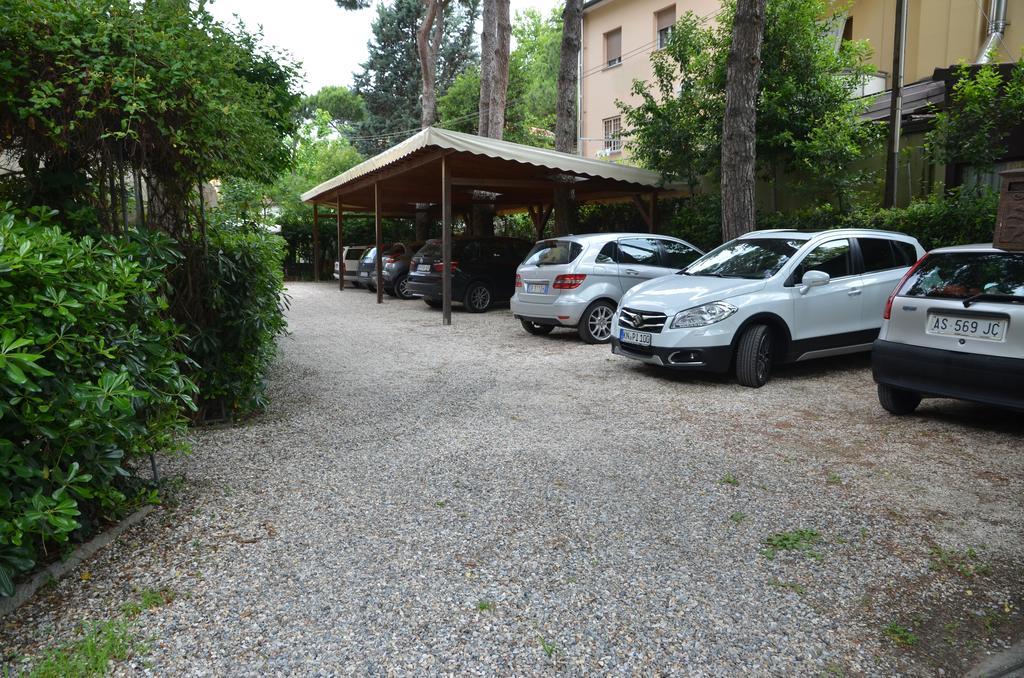 Hotel Monique Cervia Dış mekan fotoğraf