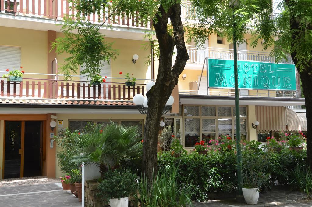 Hotel Monique Cervia Dış mekan fotoğraf